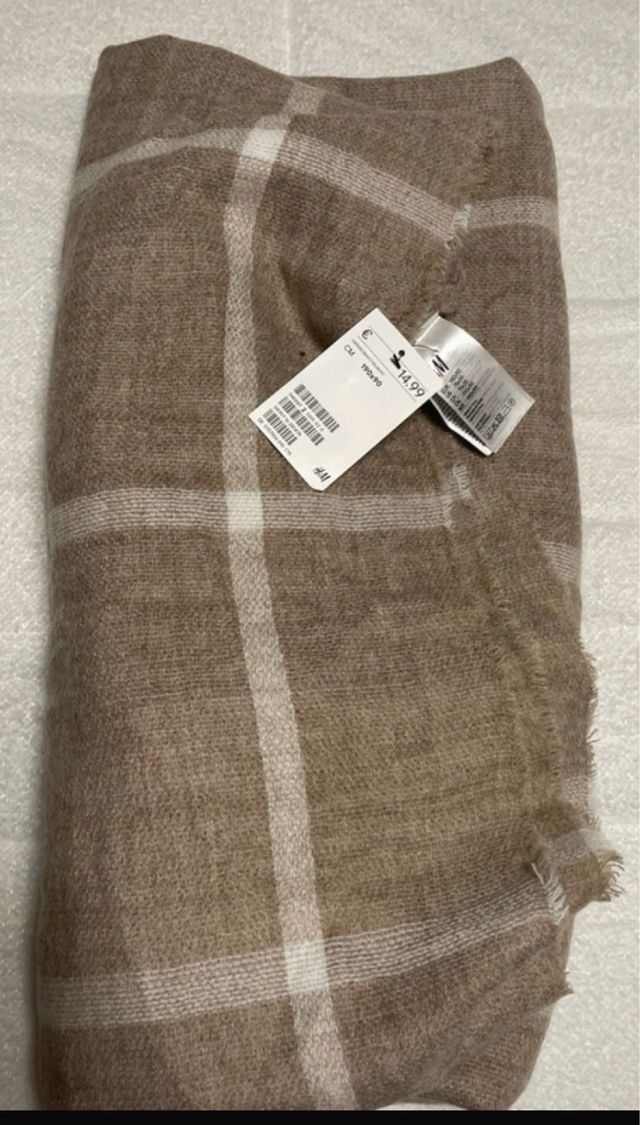 Sciarpa H&M beige 190x90 nuova