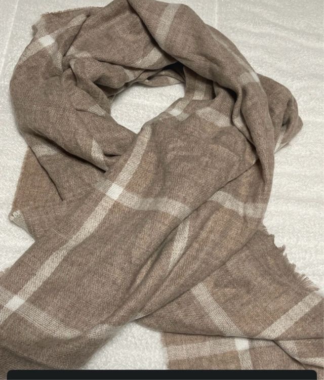 Sciarpa H&M beige 190x90 nuova