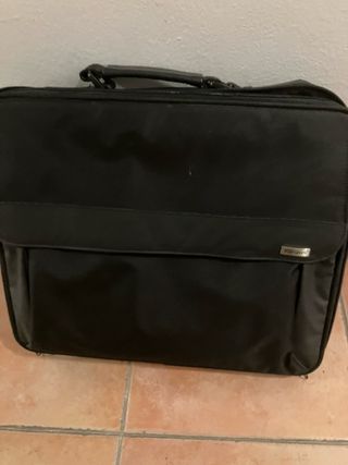 Maleta portátil Targus negra