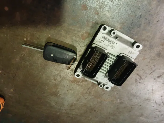 Centralita Motor Opel Astra H Z14XE