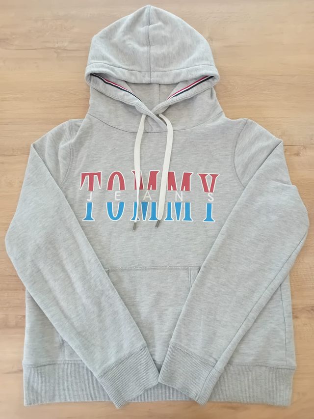 Sudadera Tommy Jeans Gris Logo Multicolor