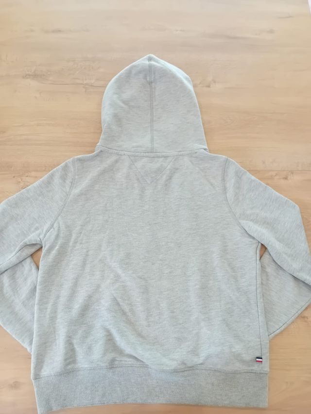Sudadera Tommy Jeans Gris Logo Multicolor