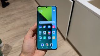 Redmi Note 13 Negro 108MP 120Hz Como Nuevo