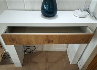 Consola recibidor blanca y madera