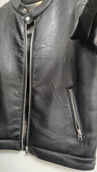 Chaqueta de hombre Zara Cuero Sintético Negra.T.M