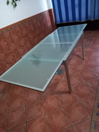 Mesa de centro cristal y metal