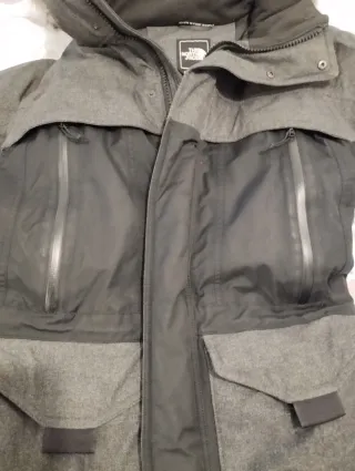 Abrigo tipo parka hombre. The North Face McMurdo