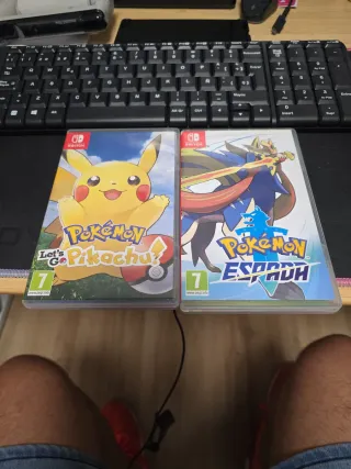 Pacchetto Pokémon Spada e Pikachu per Nintendo Switch