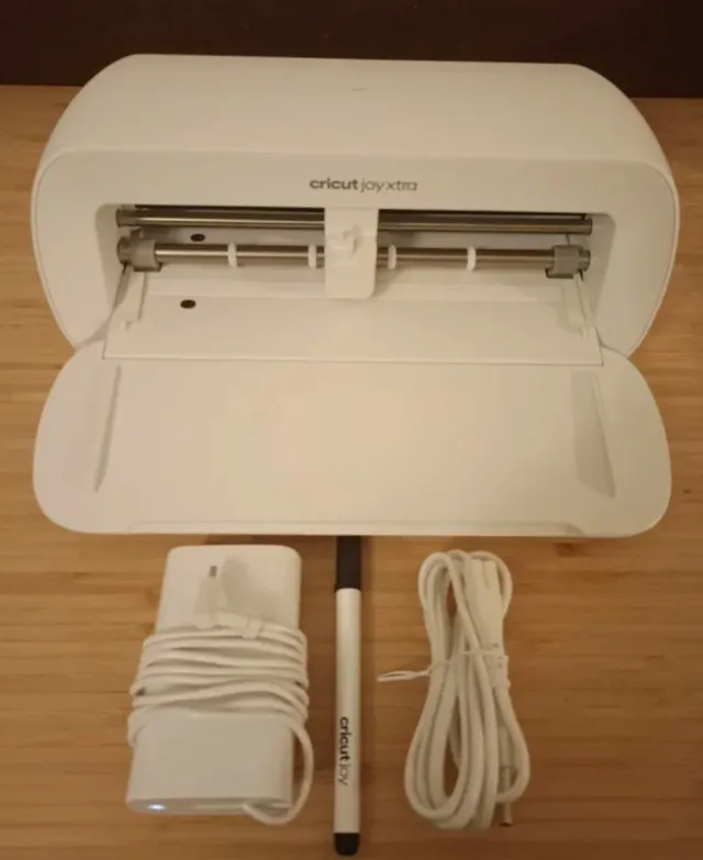 Cricut Joy Xtra blanca