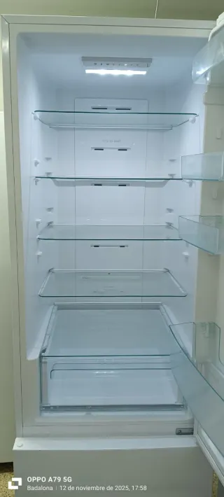 Nevera Combi Blanca Candy No Frost energía A+