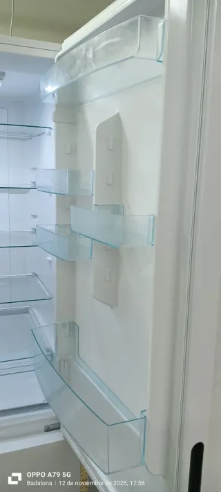 Nevera Combi Blanca Candy No Frost energía A+