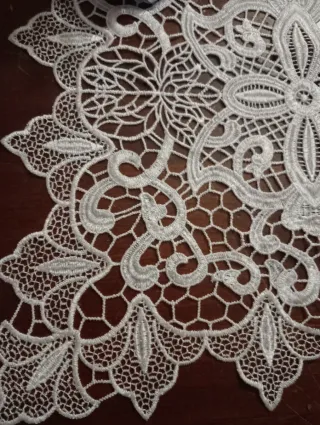 Centro pizzo 38x38 cm