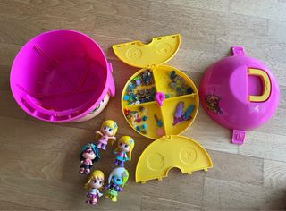 Cabeza PinyPon SuperHero y 5 muñecas