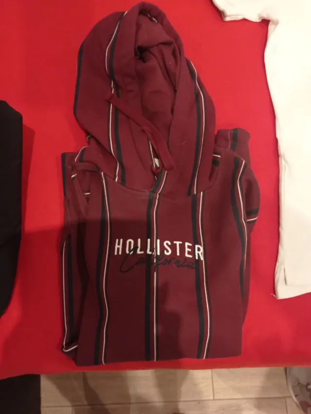 Sudadera Hollister Rayas
