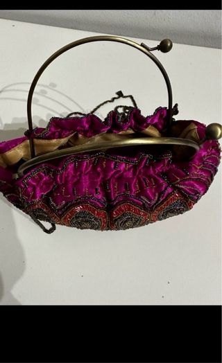 Lote 4 bolsos de fiesta. 18€