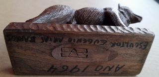 Figura madera lobo 1964