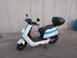 Moto eléctrica de 125cc NIU/NGT
