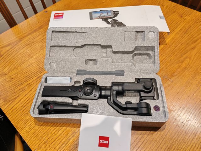 Zhiyun Smooth 4 Gimbal para Móvil