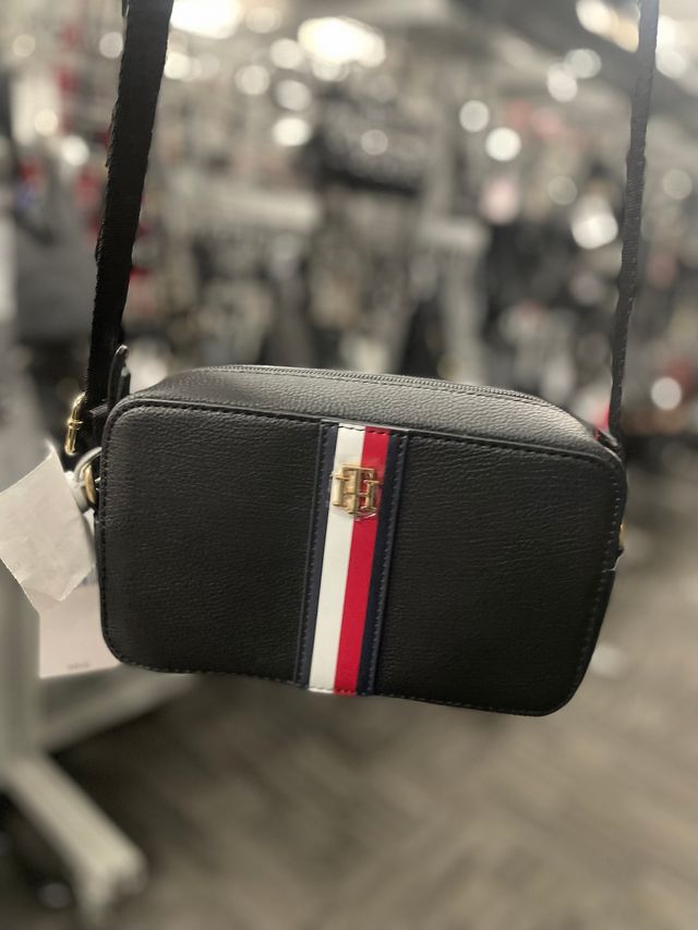 Bolso Tommy Hilfiger Negro Multicolor