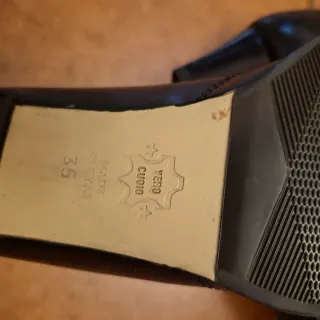 Scarpe donna in pelle nere tacco