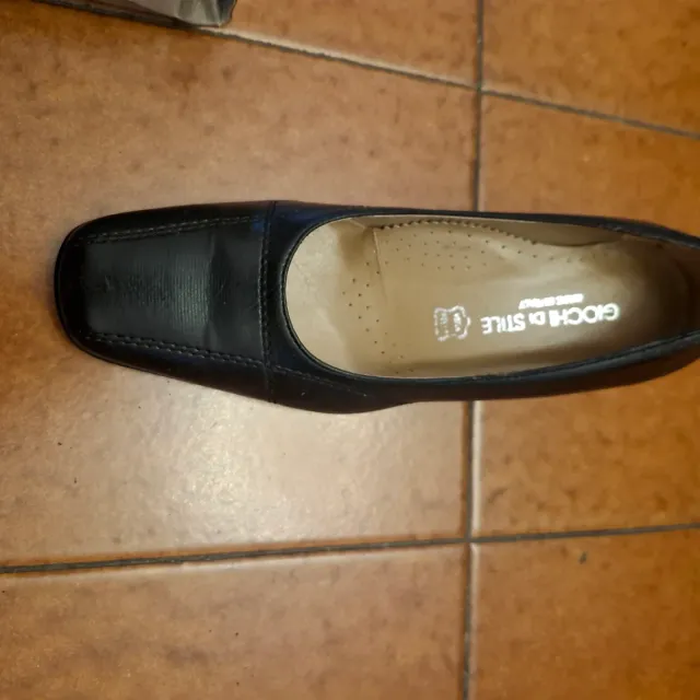 Scarpe donna in pelle nere tacco