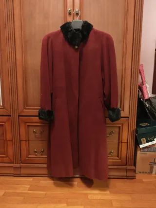 Abrigo lana señora granate talla L