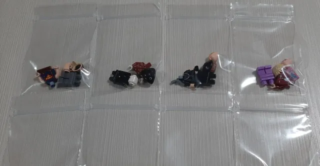 LEGO n. 12 Minifigures The Goonies dal set 21363