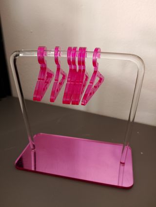 Perchero para pendientes rosa acrílico