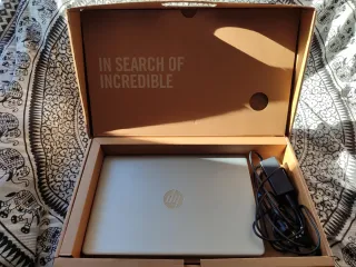 Portátil HP Plata y Negro