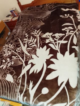 Manta Marrón y Blanca 240x250 cm