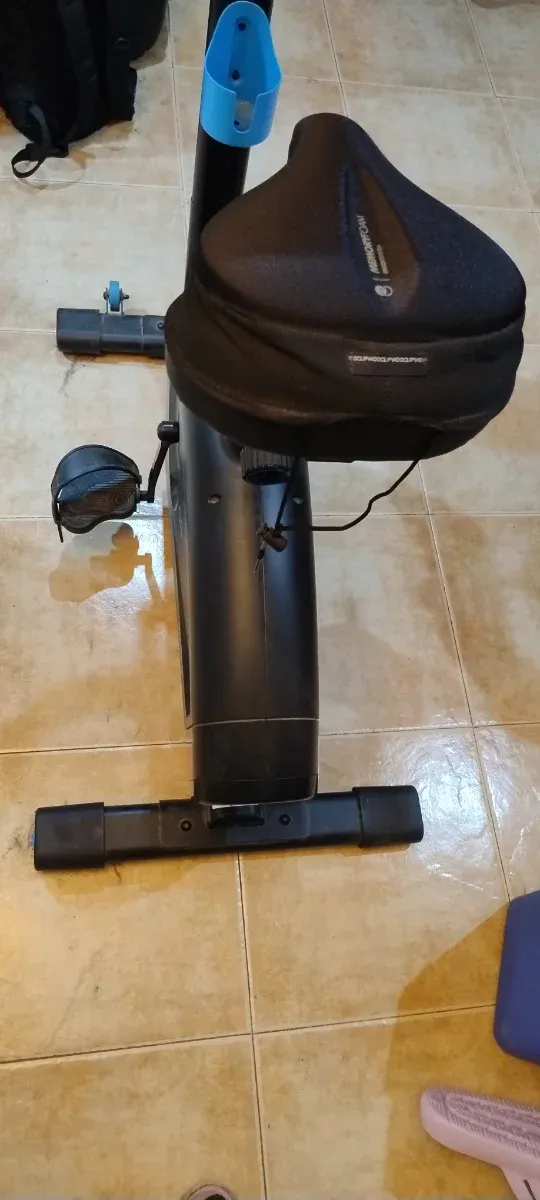 Bicicleta estática con tabla