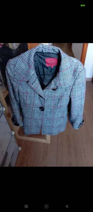 Traje chaqueta de falda de Amichi talla 40