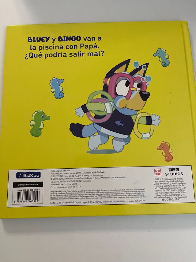 Bluey. Un cuento - La piscina (edición en español)