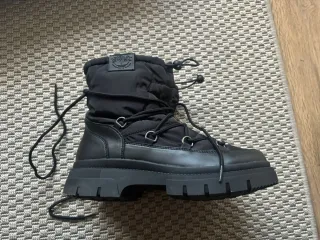 Bota Mustang Invierno Negra