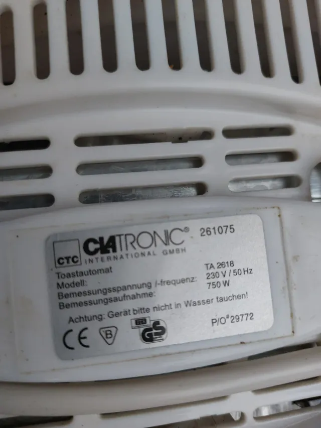 Tostadora blanca Clatronic