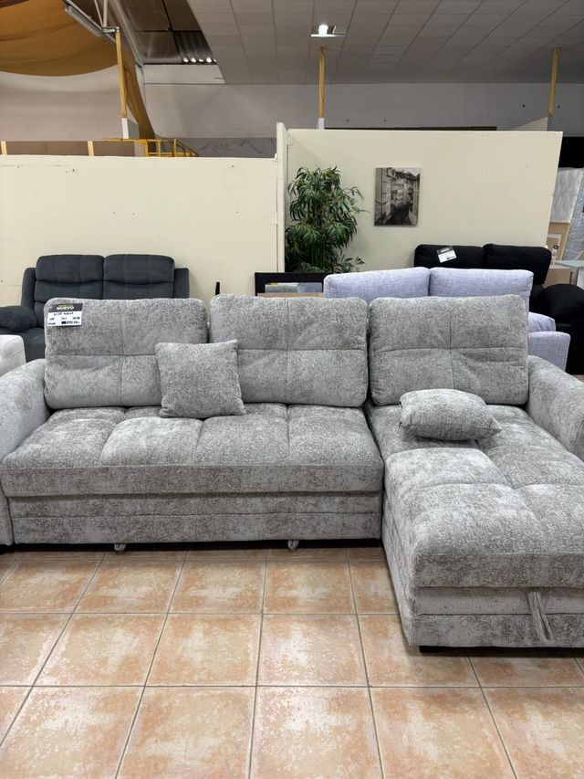 Sofá Cama Gris con Chaiselongue Reversible