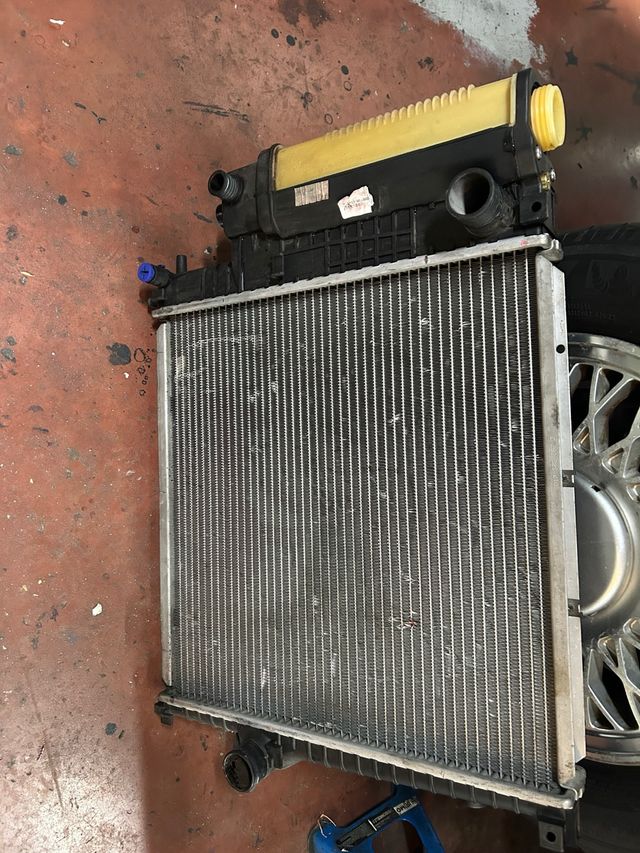 Radiador BMW E36 6 Cilindros