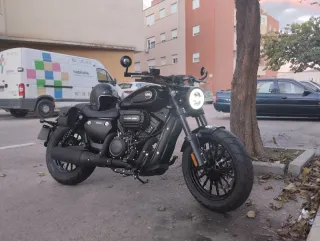 Keeway V Cruise Negra