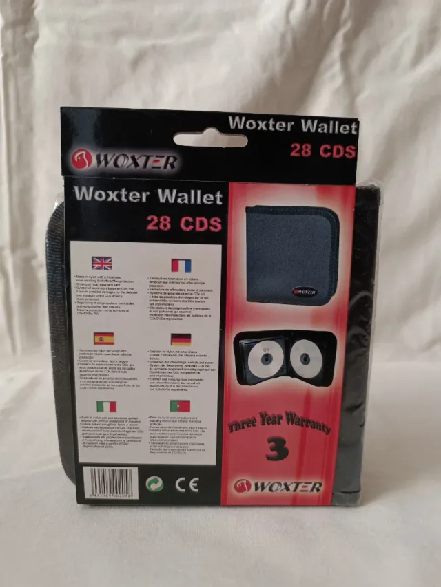 Archivador para CDs y DVDs. Marca Woxter. Nuevo