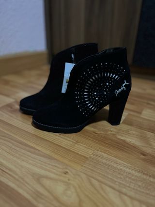 Botines Desigual Negros Sin Estrenar