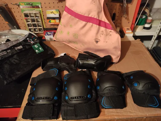 Patines Oxelo Talla 38 + Protecciones