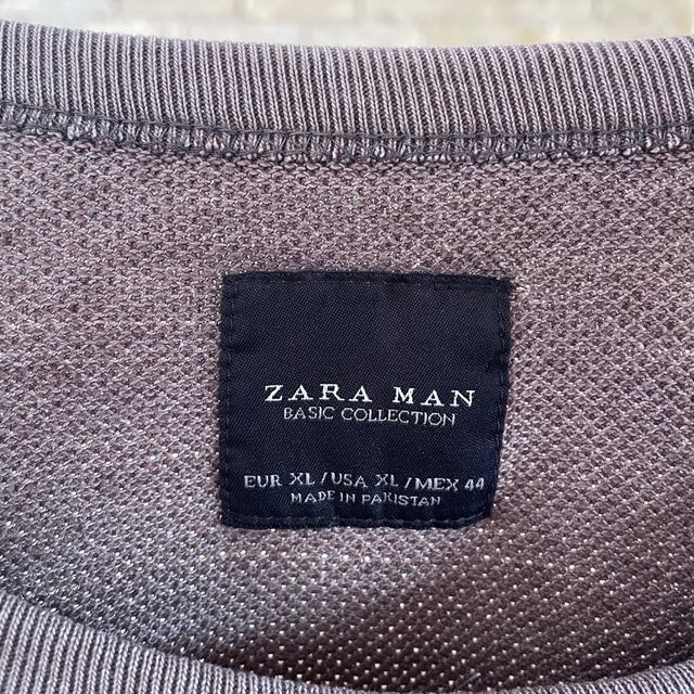 Suéter Zara Gris