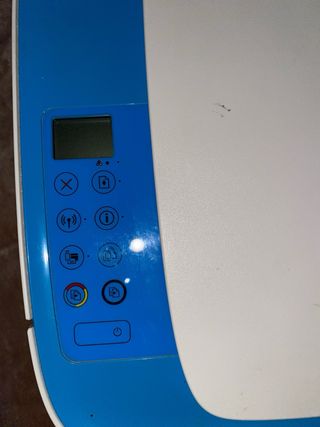 Impresora HP Multifunción Azul y Blanca
