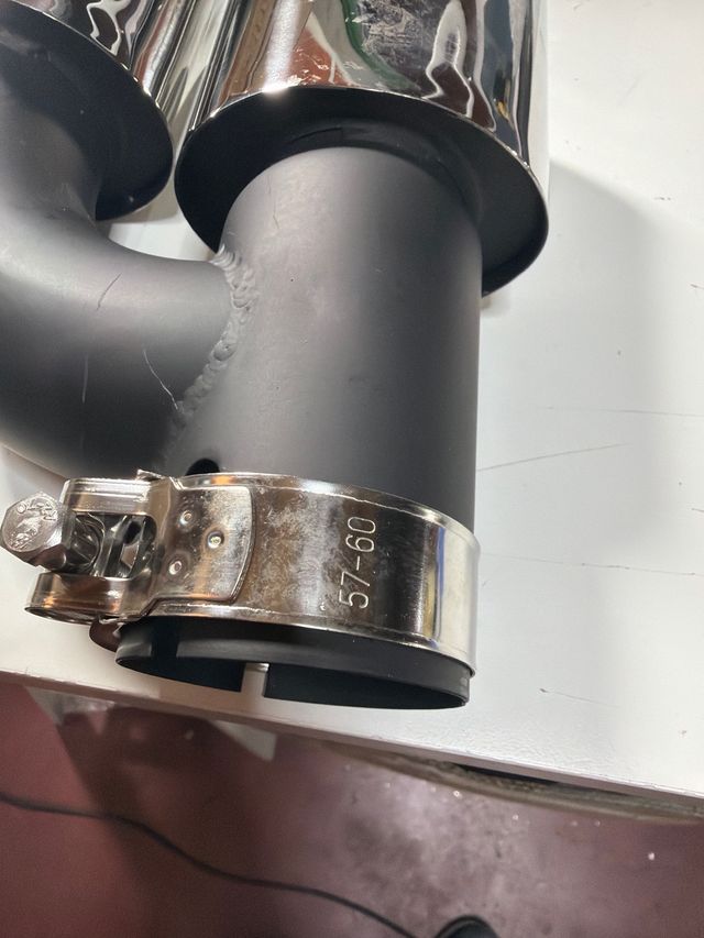 Cola de escape doble Audi