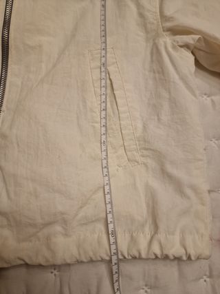 Chubasquero Blanco Bershka