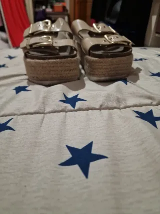 Sandalias plataforma beige