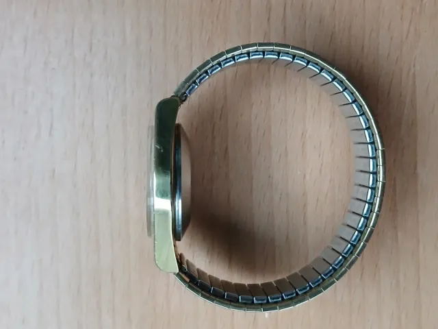 Reloj Hamilton Cuarzo Dorado