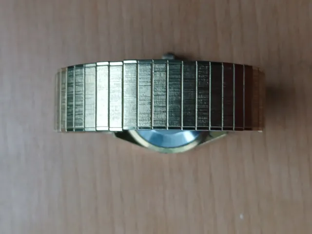 Reloj Hamilton Cuarzo Dorado