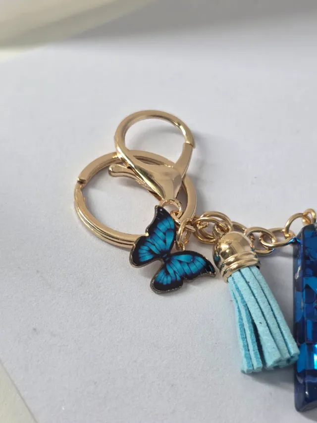 Llavero Letra A Azul Mariposa