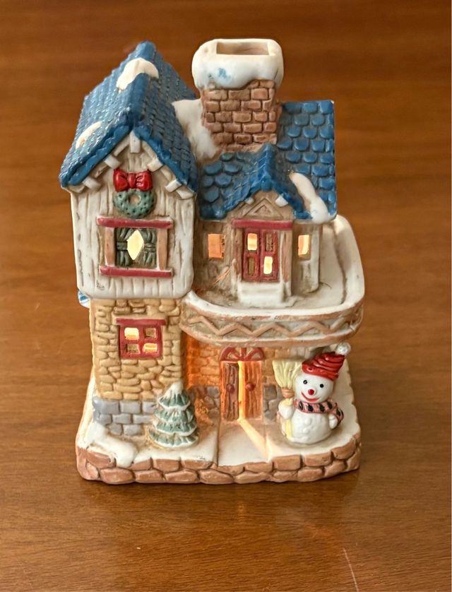 Casetta Natalizia Ceramica Porta Tea Light